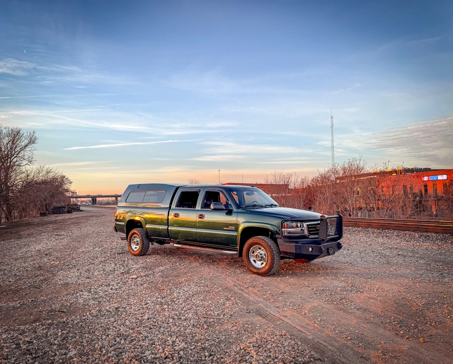 2005 GMC Sierra Heavy Duty 2nd Gen - Image 13 of 31