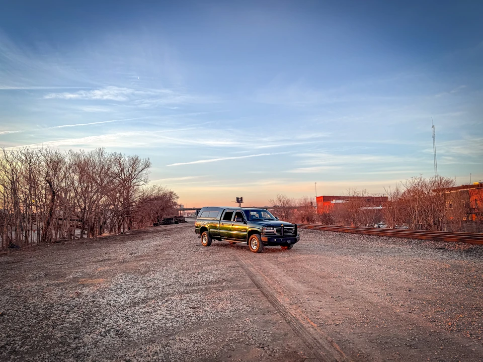 2005 GMC Sierra Heavy Duty 2nd Gen - Image 5 of 31