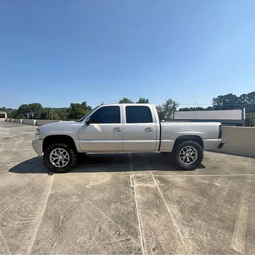 2005 GMC Sierra 1500 Crew Cab Denali