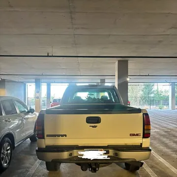 2005 GMC Sierra Classic 1500 Work Truck