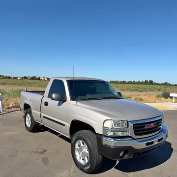 2005 GMC Sierra (Classic) 1500 Regular Cab