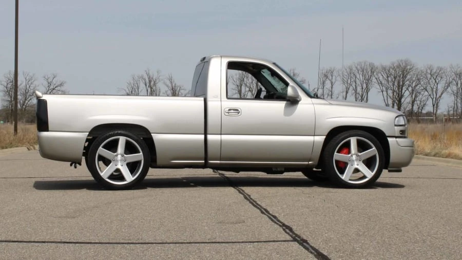 2005 GMC Sierra 2nd Gen - Image 16 of 17