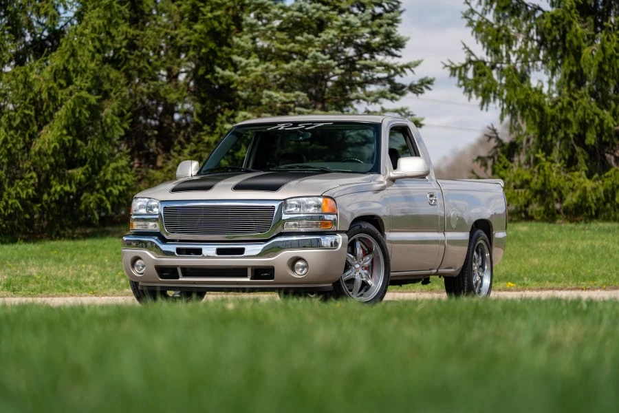 2005 GMC Sierra 2nd Gen - Image 9 of 24