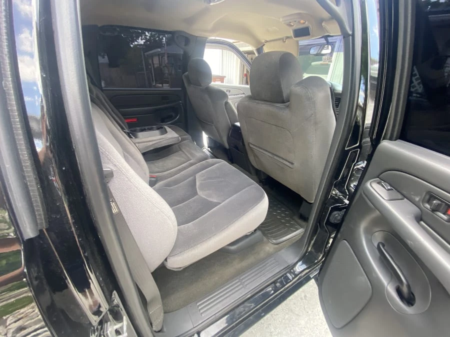 2005 GMC Sierra 2nd Gen - Image 7 of 14