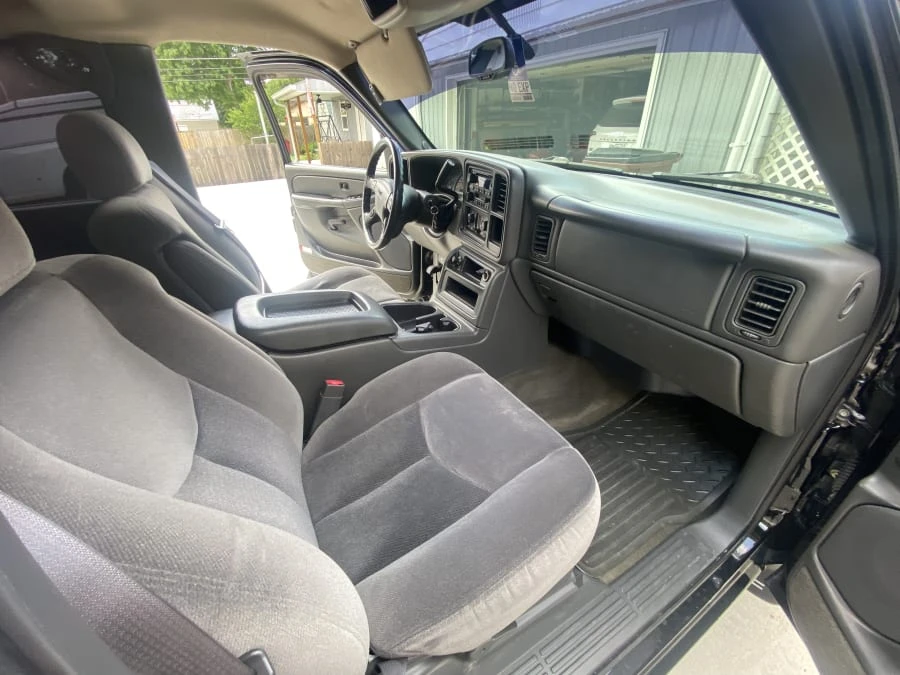 2005 GMC Sierra 2nd Gen - Image 11 of 14