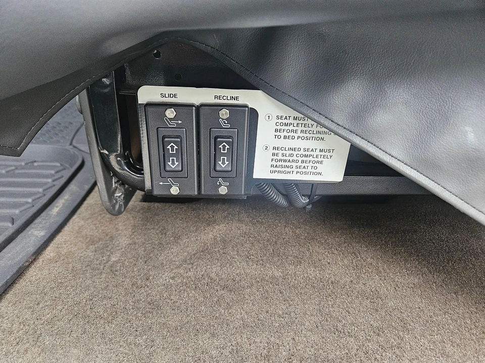 2005 GMC TopKick - Image 22 of 31