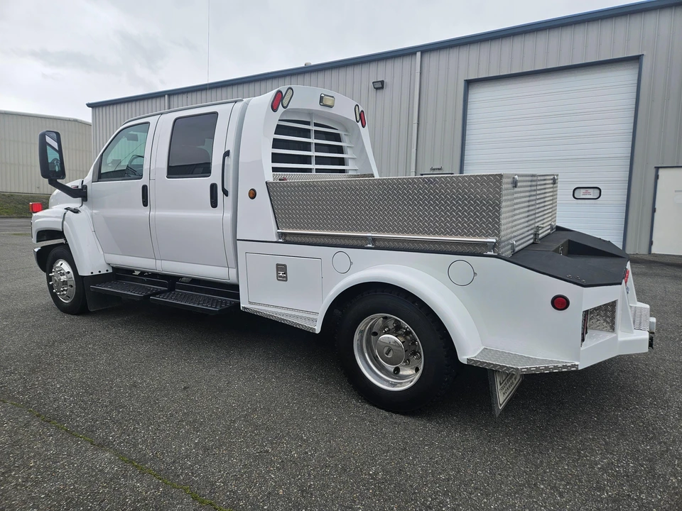 2005 GMC TopKick - Image 7 of 31