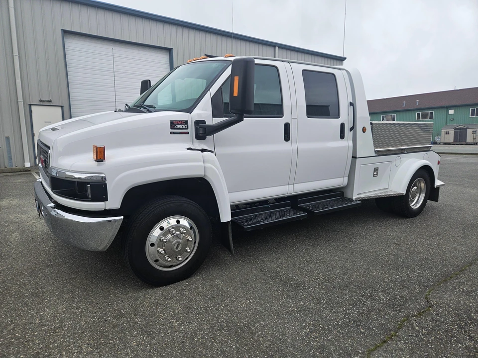 2005 GMC TopKick - Image 6 of 31