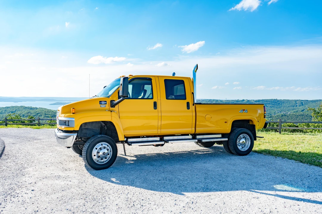 2005 GMC TopKick - Image 26 of 31