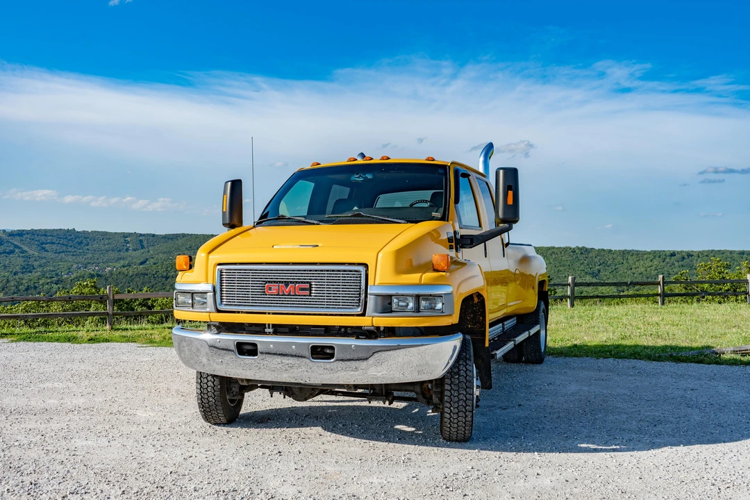 2005 GMC TopKick - Image 22 of 31