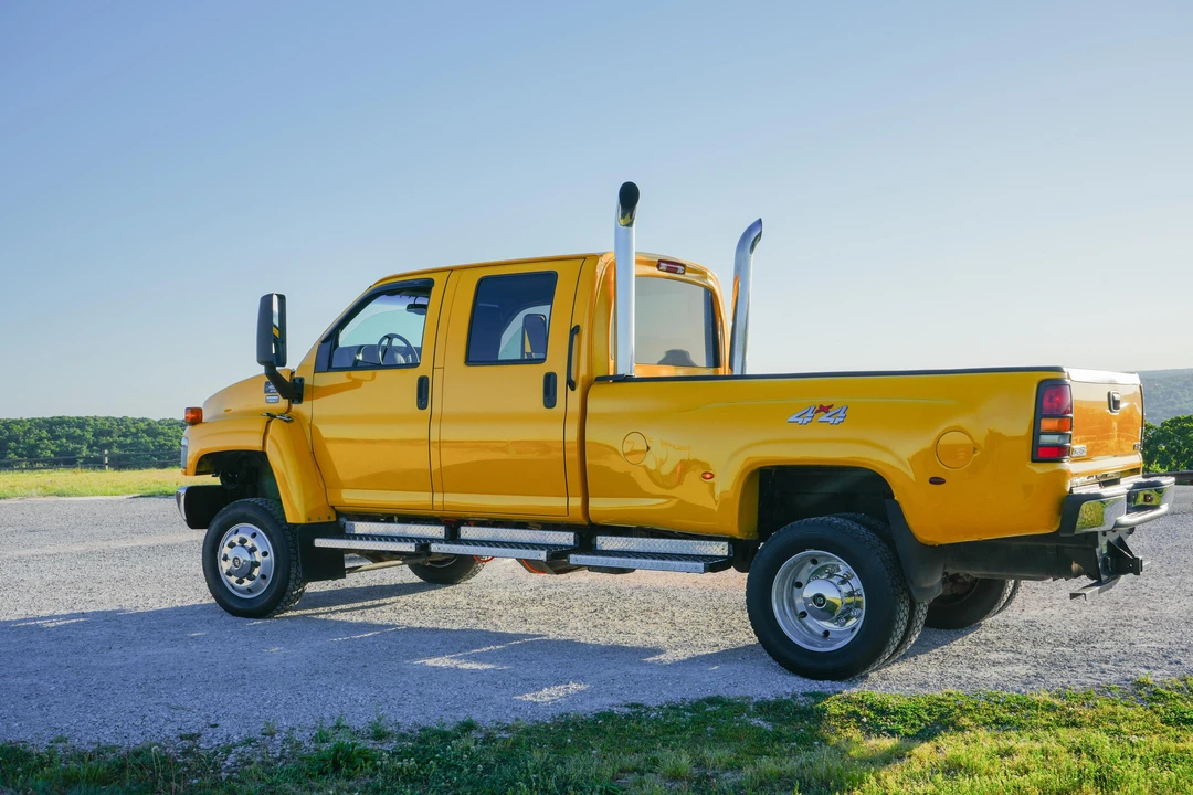 2005 GMC TopKick - Image 29 of 31