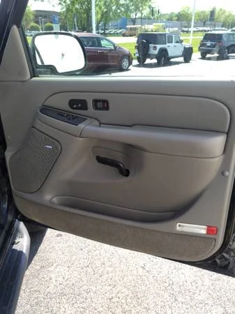 2005 GMC Yukon 3rd Gen - Image 11 of 17