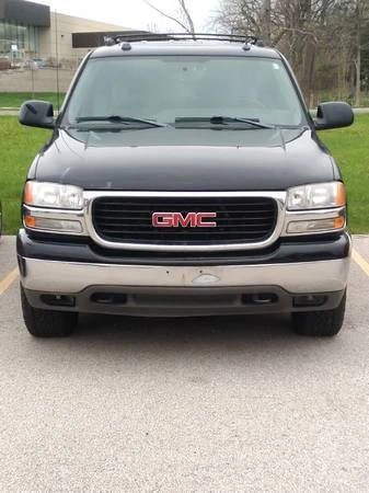 2005 GMC Yukon 3rd Gen - Image 2 of 17