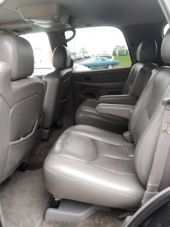 2005 GMC Yukon 3rd Gen - Image 15 of 17