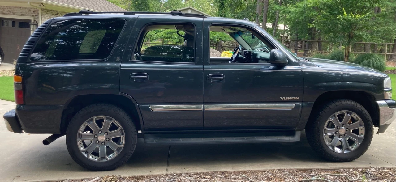 2005 Chevrolet Tahoe 2nd Gen - Image 8 of 11
