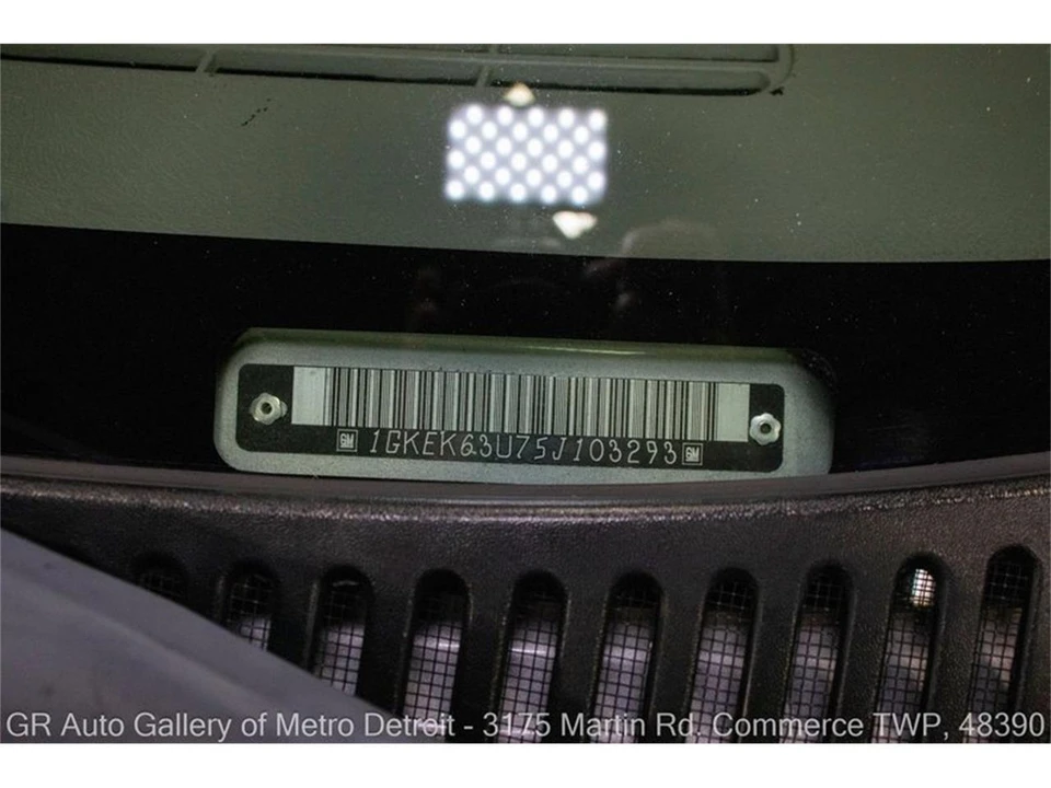 2005 GMC Yukon 2nd Gen - Image 17 of 31