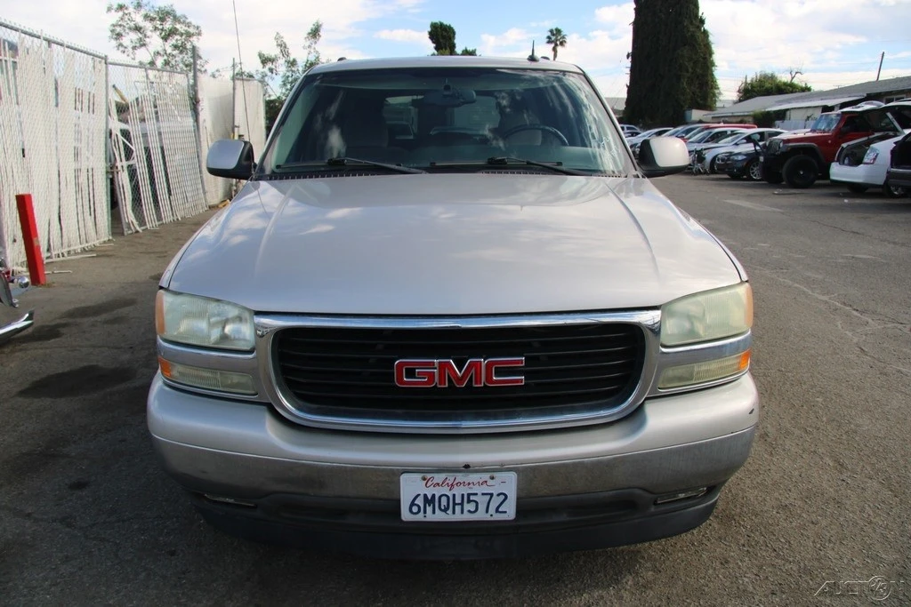 2005 GMC Yukon 2nd Gen - Image 9 of 21