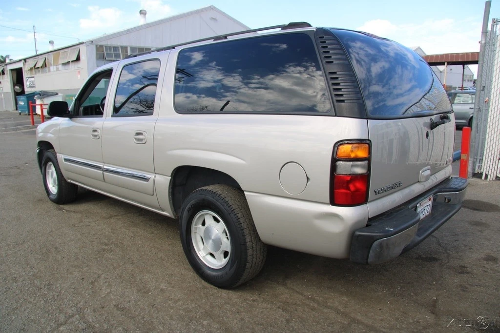 2005 GMC Yukon 2nd Gen - Image 6 of 21