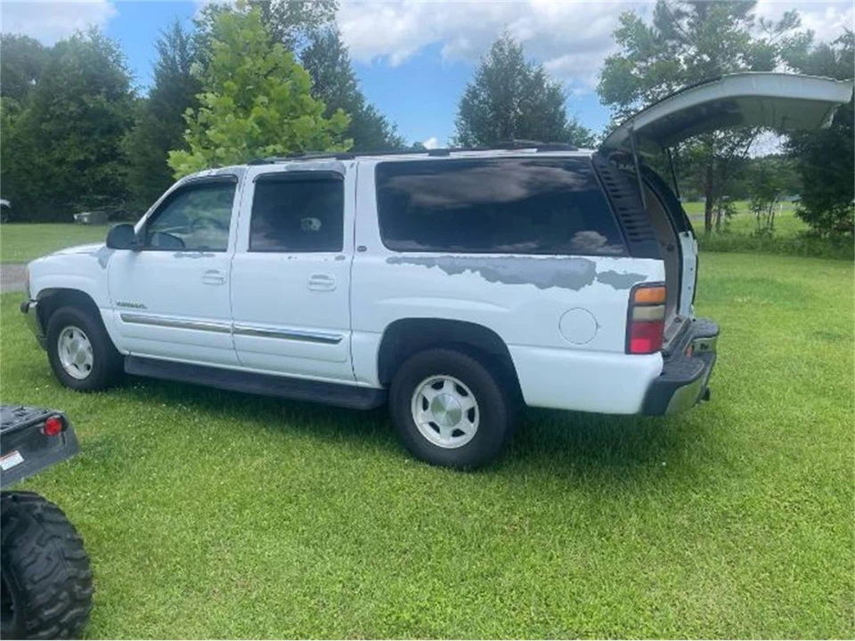 2005 GMC Yukon 2nd Gen - Image 5 of 9