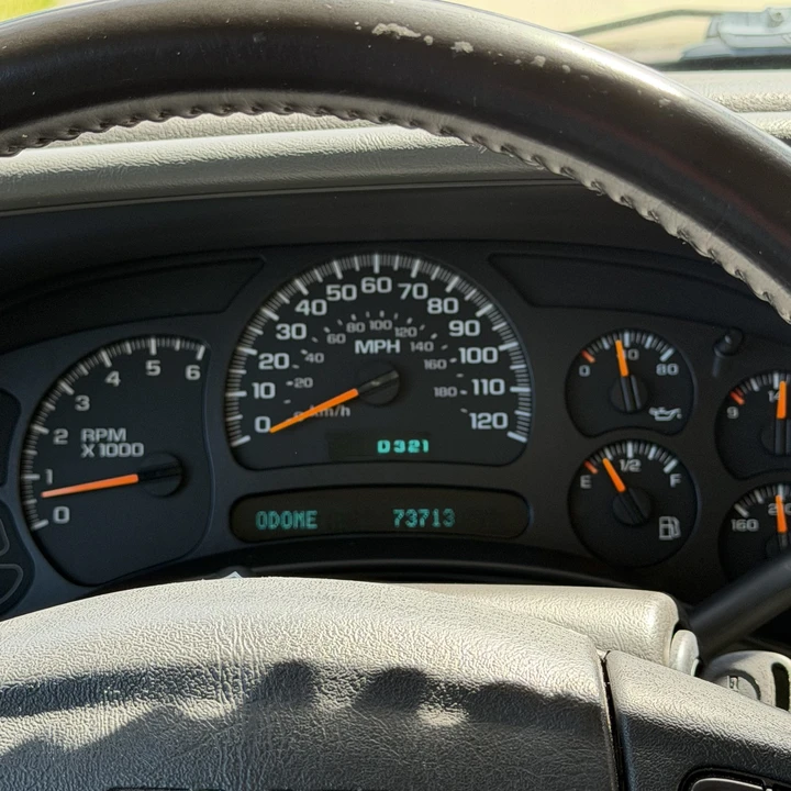 2005 GMC Yukon 2nd Gen - Image 27 of 31