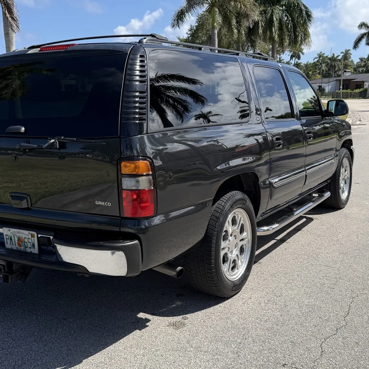 2005 GMC Yukon 2nd Gen - Image 11 of 31