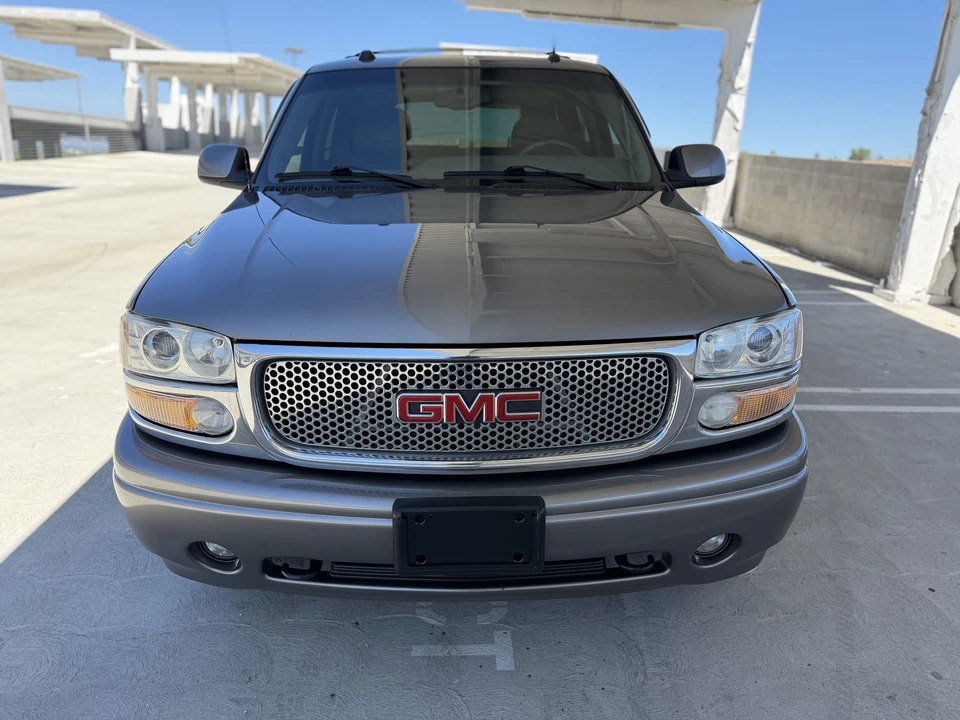 2005 GMC Yukon 2nd Gen - Image 23 of 31