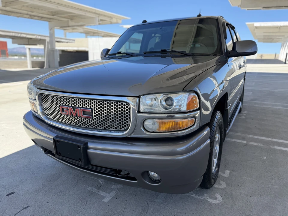 2005 GMC Yukon 2nd Gen - Image 22 of 31