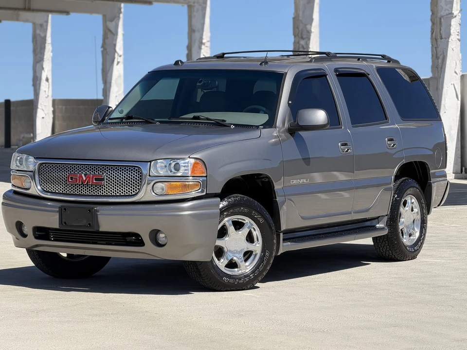 2005 GMC Yukon 2nd Gen - Image 14 of 31