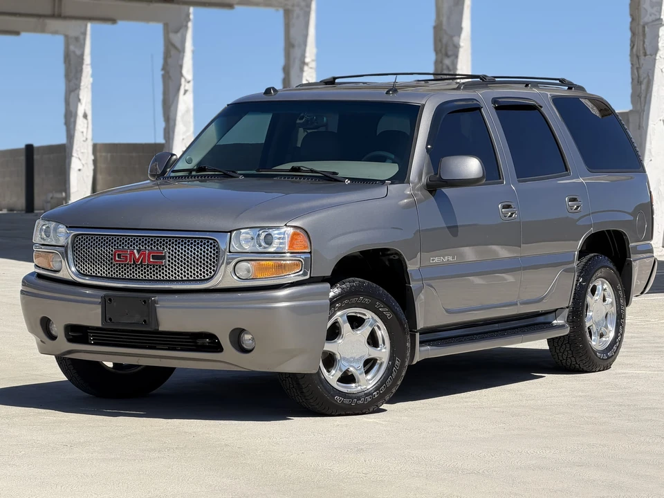 2005 GMC Yukon 2nd Gen - Image 15 of 31