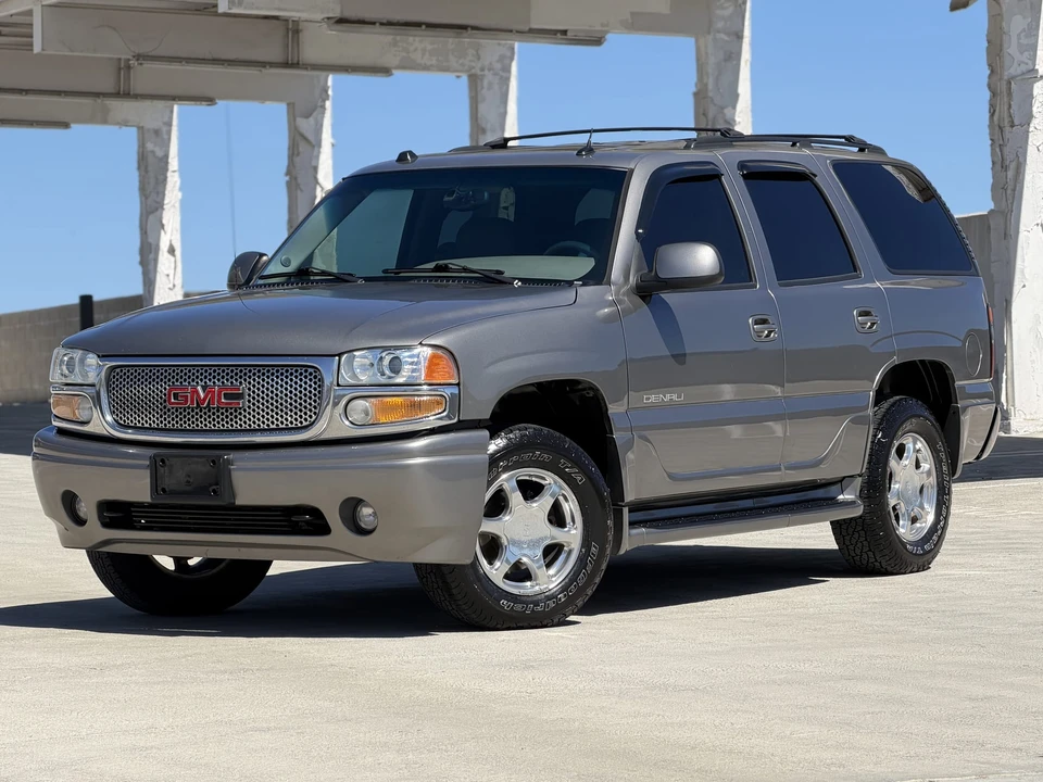 2005 GMC Yukon 2nd Gen - Image 16 of 31