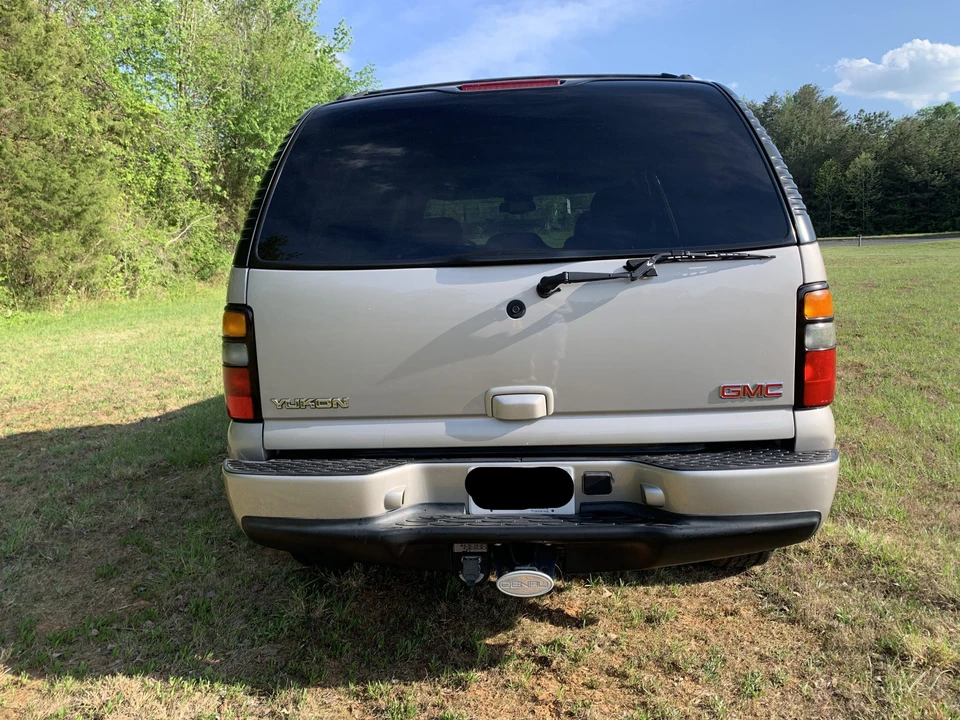 2005 GMC Yukon 2nd Gen - Image 7 of 31