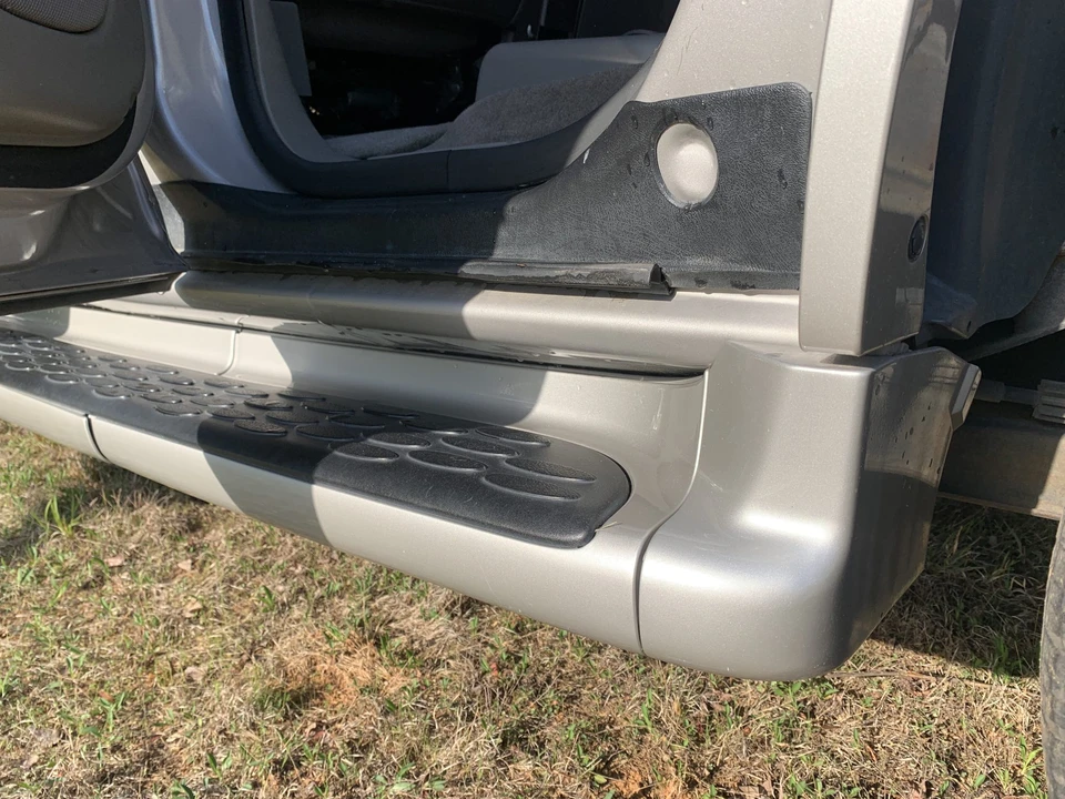 2005 GMC Yukon 2nd Gen - Image 18 of 31