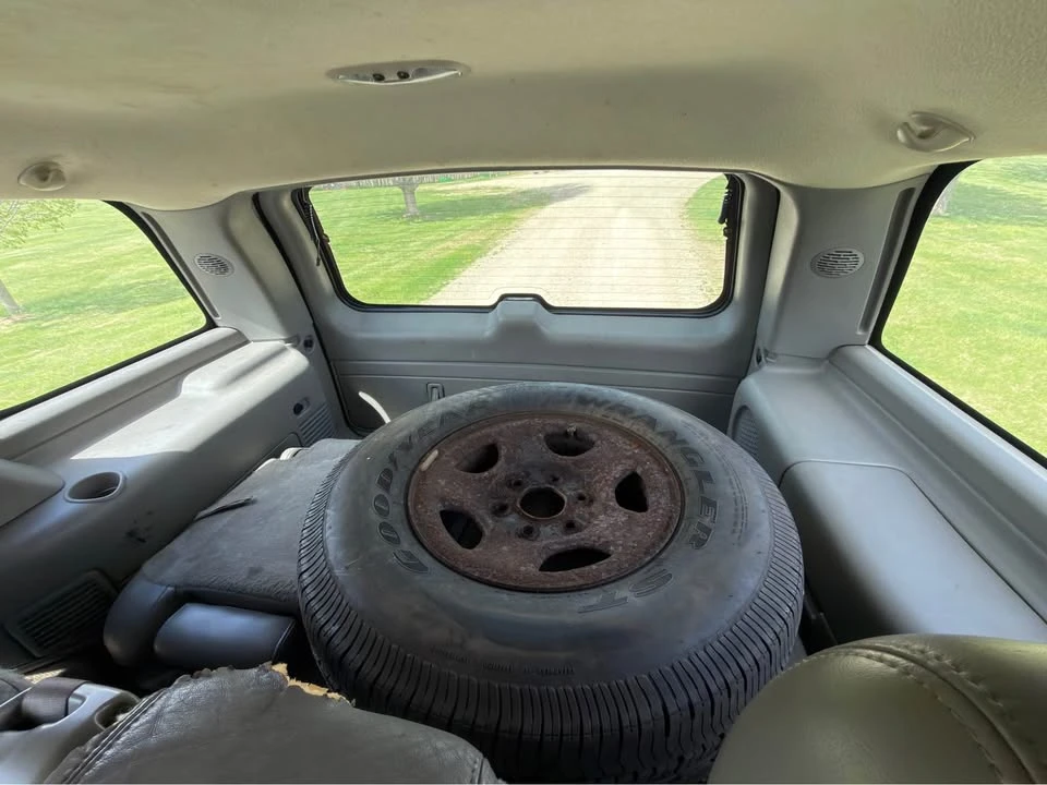 2005 GMC Yukon 2nd Gen - Image 4 of 6
