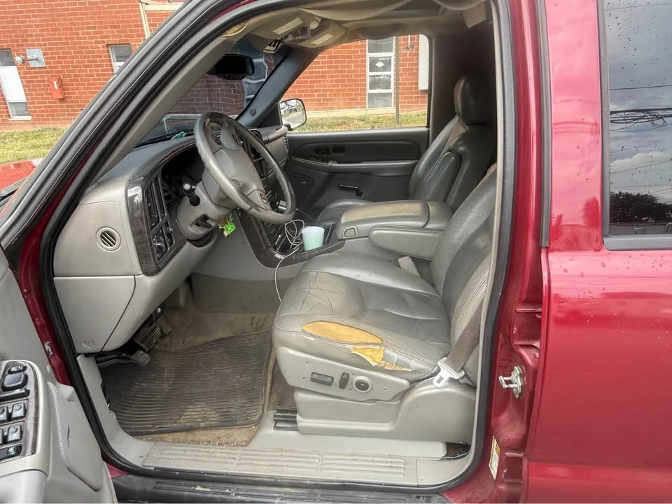 2005 GMC Yukon 2nd Gen - Image 6 of 13