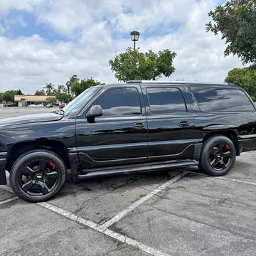 2005 GMC Yukon Denali Sport Utility 4D