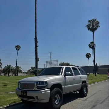 2005 GMC Yukon Denali