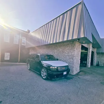 2005 GMC Yukon Denali Sport Utility 4D