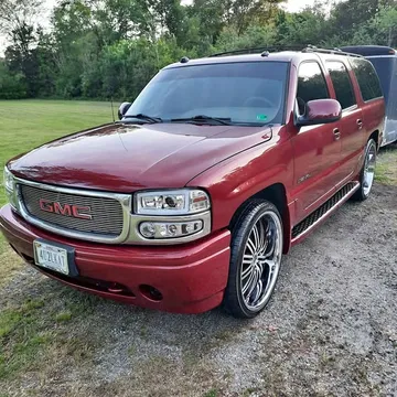 2005 GMC Yukon Denali Sport Utility 4D