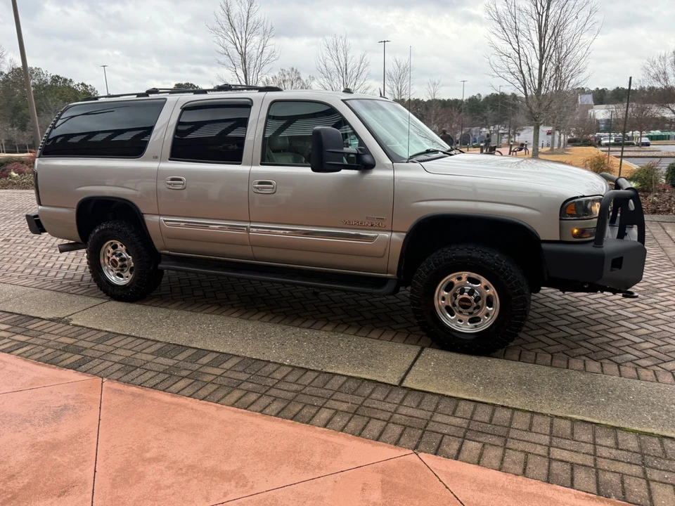 2005 GMC Yukon 2nd Gen - Image 16 of 21