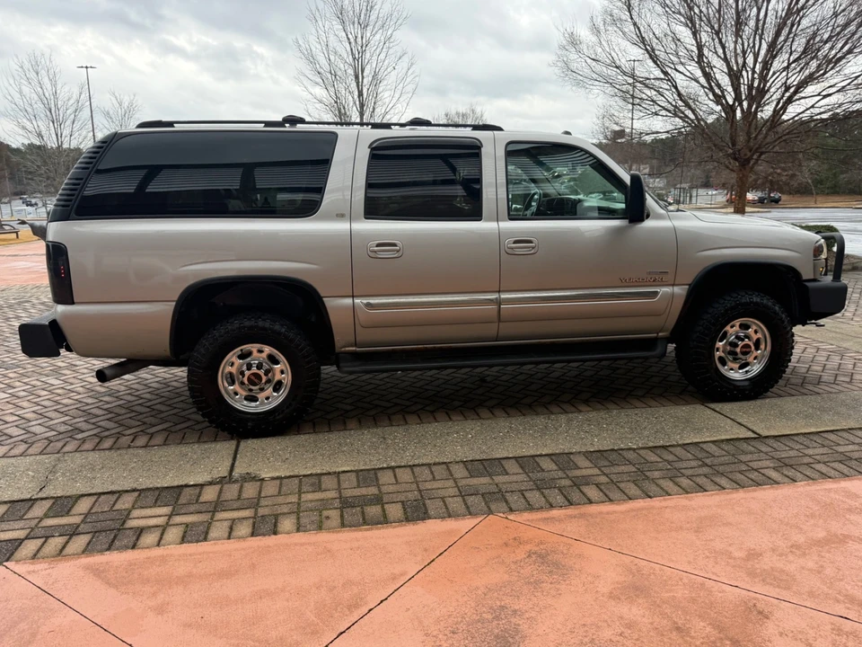 2005 GMC Yukon 2nd Gen - Image 14 of 21
