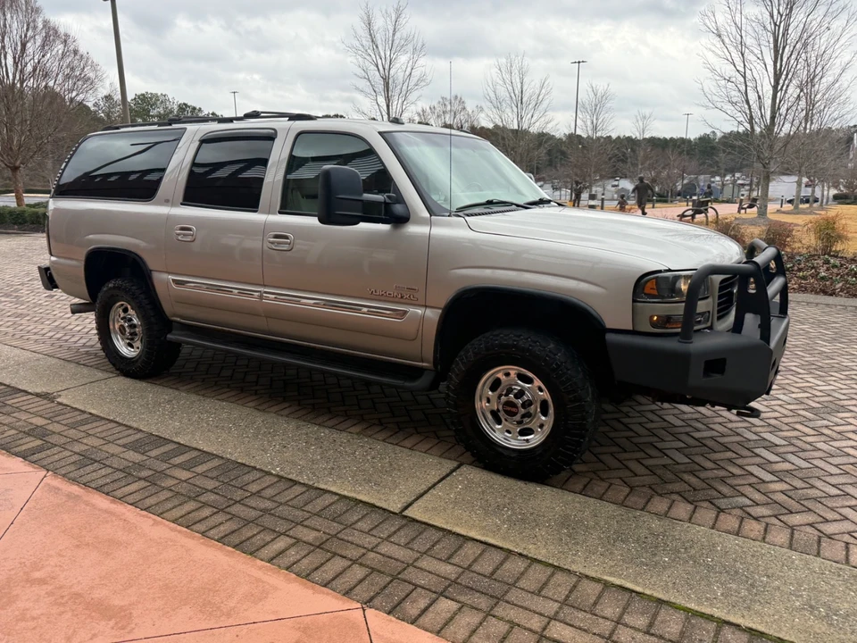 2005 GMC Yukon 2nd Gen - Image 17 of 21