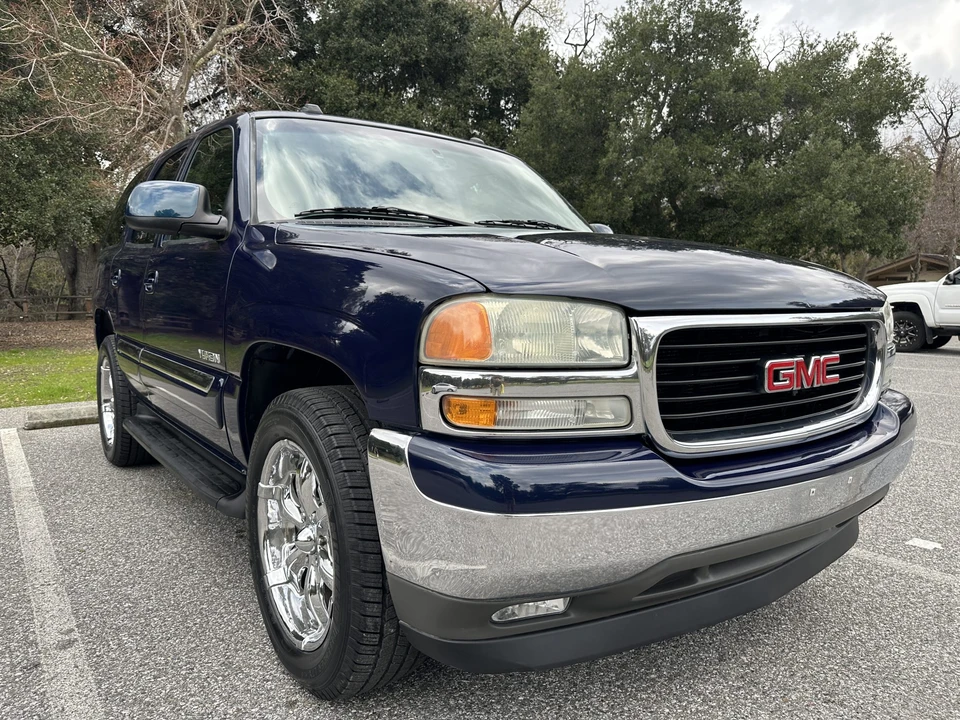 2005 GMC Yukon 2nd Gen - Image 10 of 31