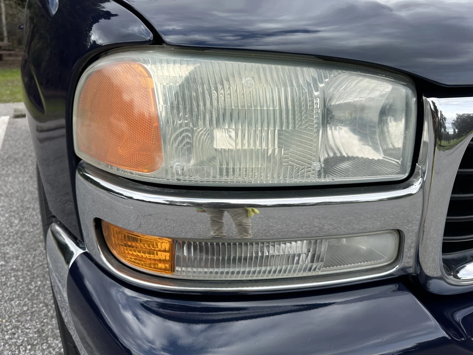 2005 GMC Yukon 2nd Gen - Image 19 of 31