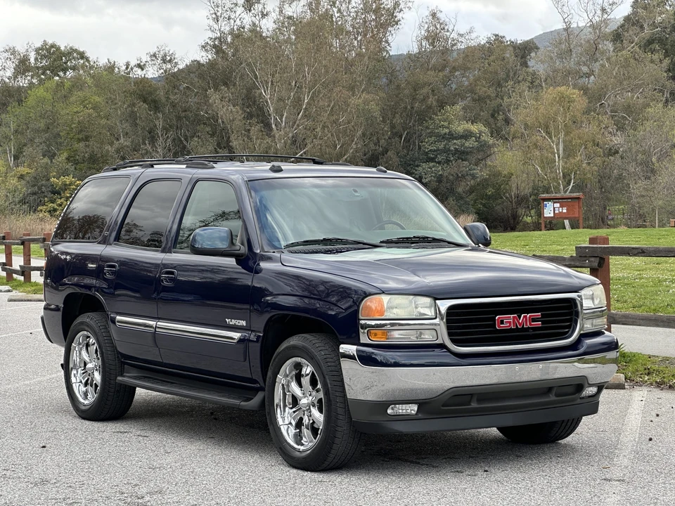 2005 GMC Yukon 2nd Gen - Image 4 of 31