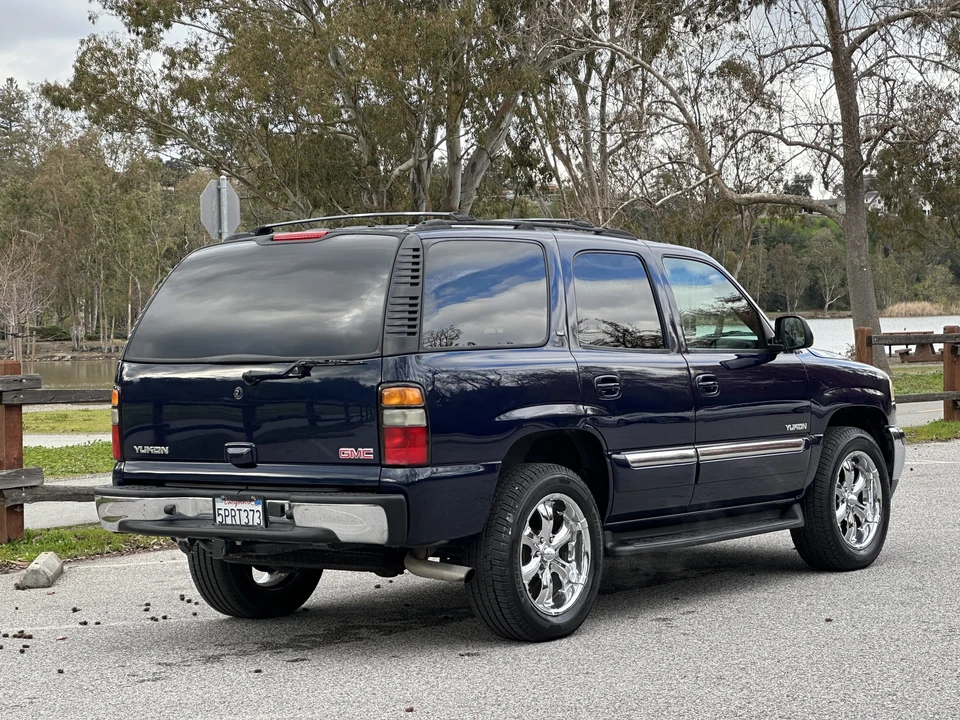 2005 GMC Yukon 2nd Gen - Image 6 of 31