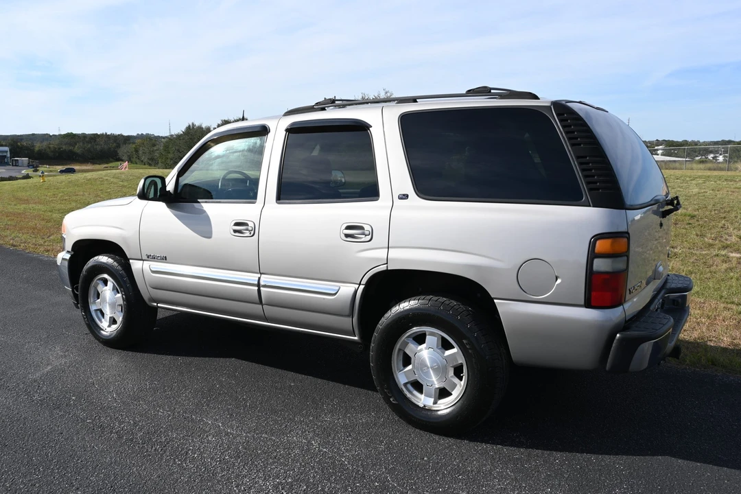 2005 GMC Yukon 2nd Gen - Image 9 of 31