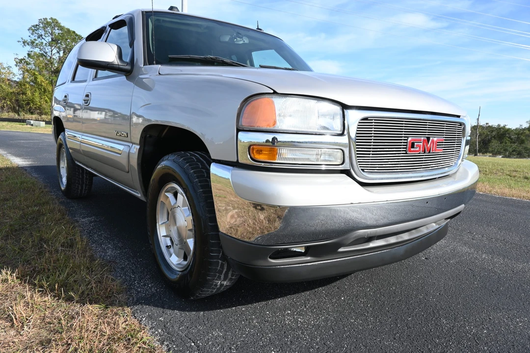 2005 GMC Yukon 2nd Gen - Image 25 of 31