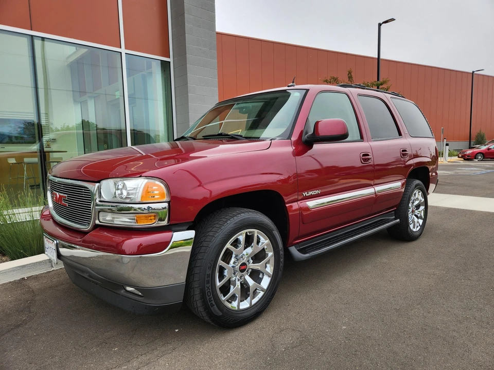 2005 GMC Yukon 2nd Gen - Image 5 of 31