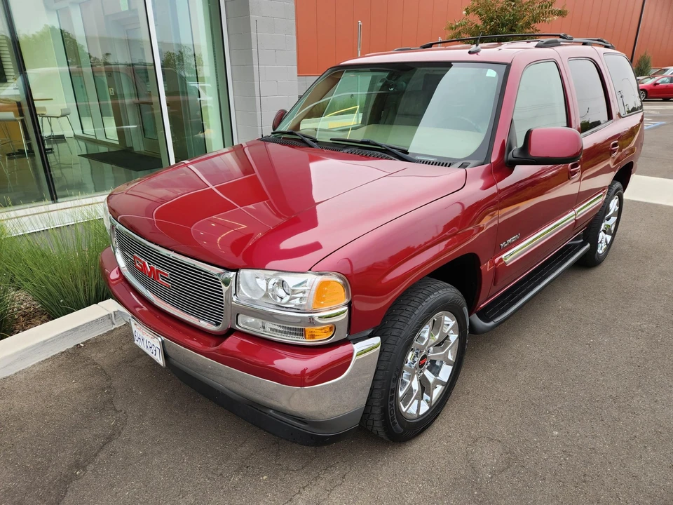 2005 GMC Yukon 2nd Gen - Image 4 of 31