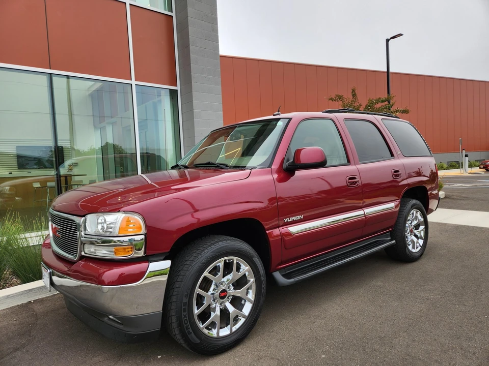 2005 GMC Yukon 2nd Gen - Image 7 of 31